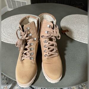 Dolce Vita beige booties. Size 9